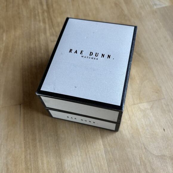 Rae Dunn Classic Women's SOFIA 36mm Round Pink Face Silver Gilded Bracelet Watch - Picture 4 of 10